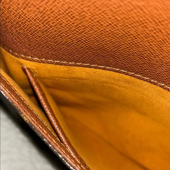 Louis Vuitton Musette Tango Crossbody – Project Piece (SP1929): - Picture 9 of 17